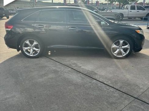 Used 2014 Toyota Venza XLE FWD image 3