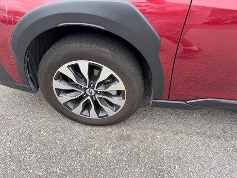 Used 2024 Subaru Outback Limited AWD/4WD image 10