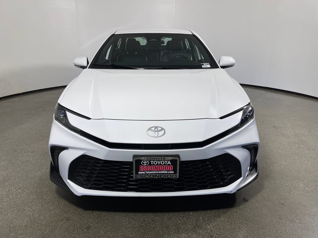 Used 2025 Toyota Camry SE FWD image 8
