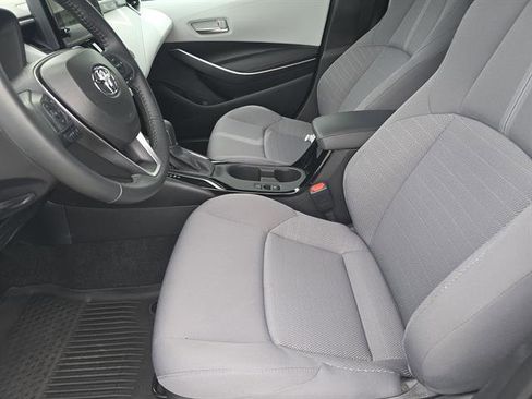 Used 2025 Toyota Corolla SE image 31