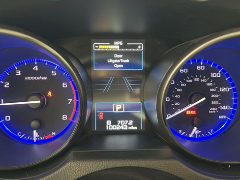 Used 2015 Subaru Outback 2.5i Limited AWD/4WD image 18