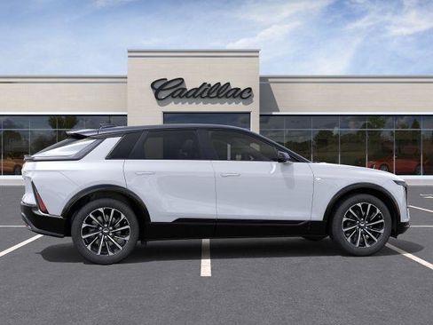 New 2026 Cadillac Lyriq Premium Sport AWD/4WD image 28