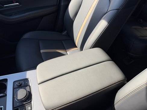 New 2026 MAZDA CX-90 Plug-In Hybrid w/ Premium Plus image 14