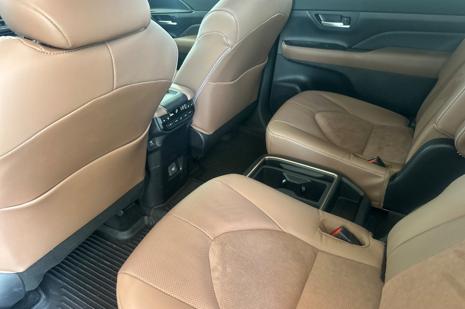 New 2026 Toyota Grand Highlander AWD Hybrid image 49