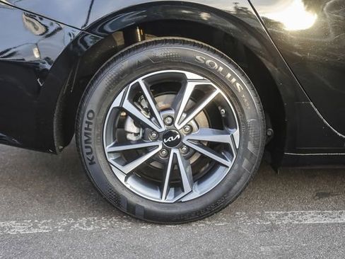 Certified 2023 Kia Forte LXS image 11