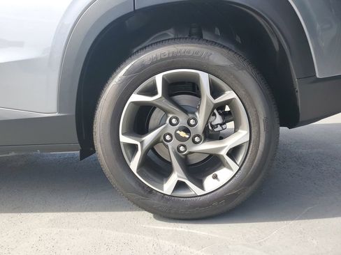 New 2026 Chevrolet Trax LT image 5