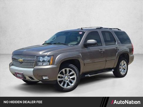 Used 2011 Chevrolet Tahoe LT w/ Luxury Package AWD/4WD image 1
