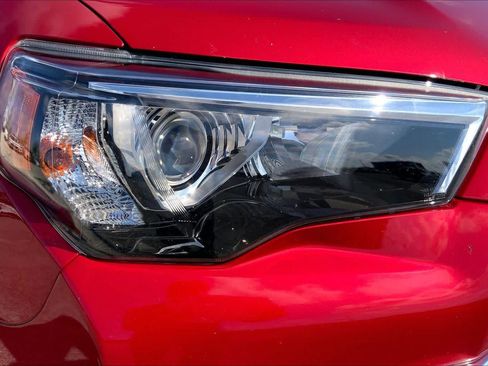 Used 2020 Toyota 4Runner Limited RWD image 27