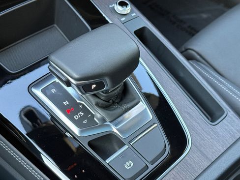 Used 2024 Audi Q5 e Premium Plus w/ Premium Plus Package image 20