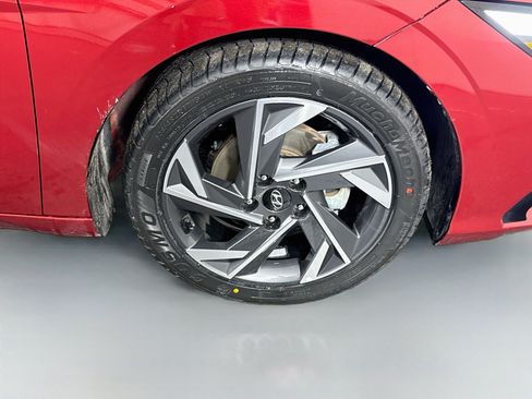 Used 2024 Hyundai Elantra SEL w/ Convenience Package FWD image 32