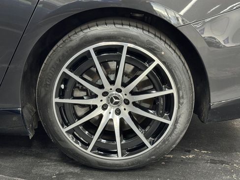 Certified 2023 Mercedes-Benz EQS 580 4MATIC Sedan image 18