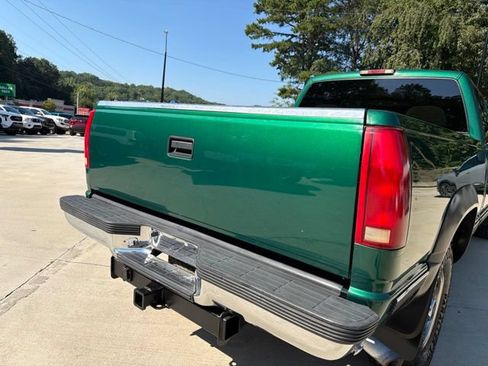 Used 1999 Chevrolet Silverado 2500 4x4 Crew Cab w/ Preferred Equipment Group 2 image 10