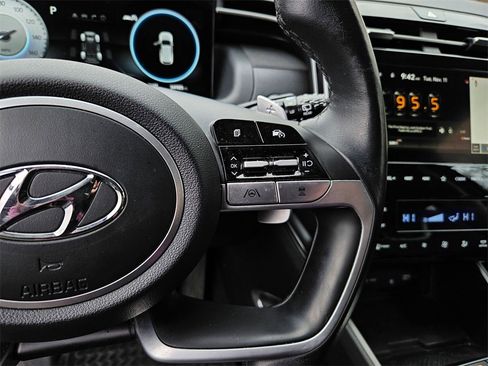 Used 2022 Hyundai Tucson Limited w/ Cargo Package image 12