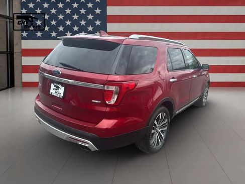 Used 2017 Ford Explorer Platinum AWD/4WD image 6