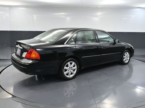 Used 2002 Toyota Avalon XL image 4