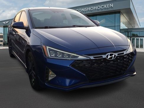 Used 2020 Hyundai Elantra Sport w/ Cargo Package (C1) image 2