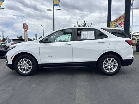 Used 2023 Chevrolet Equinox LS w/ LS Convenience Package FWD image 8