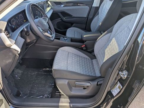 New 2026 Volkswagen Tiguan S image 10