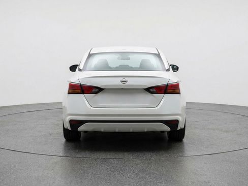 Used 2025 Nissan Altima 2.5 SV FWD image 7