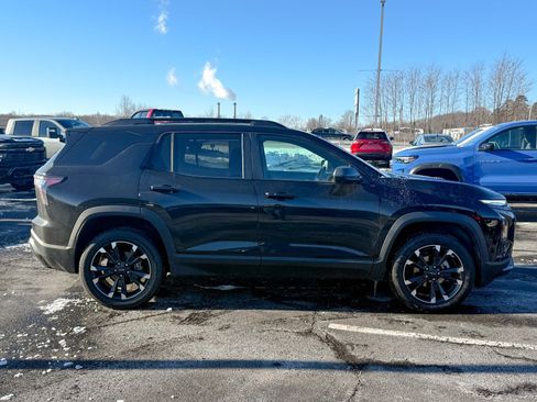 Certified 2025 Chevrolet Equinox RS w/ Safety and Technology Package image 8