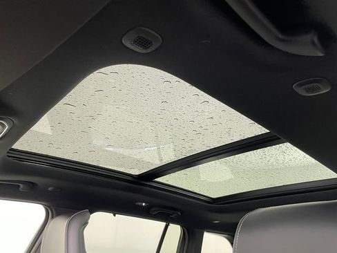 New 2025 Jeep Grand Cherokee Overland w/ Luxury Tech Group IV image 15