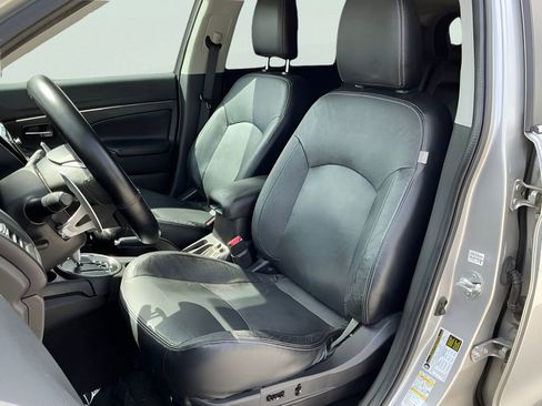 Used 2015 Mitsubishi Outlander Sport SE image 17