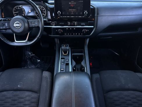 Certified 2022 Nissan Pathfinder SV image 4