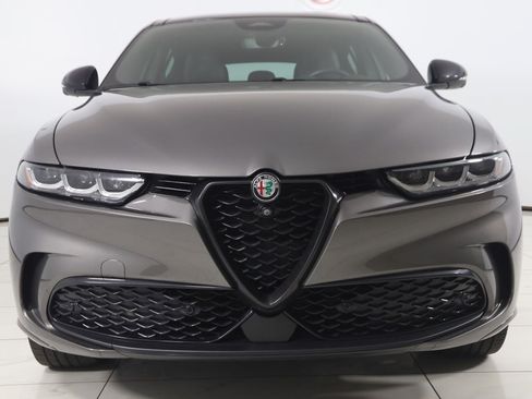 Used 2024 Alfa Romeo Tonale Veloce AWD/4WD image 55
