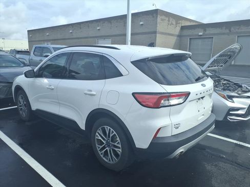 Used 2020 Ford Escape SEL image 4