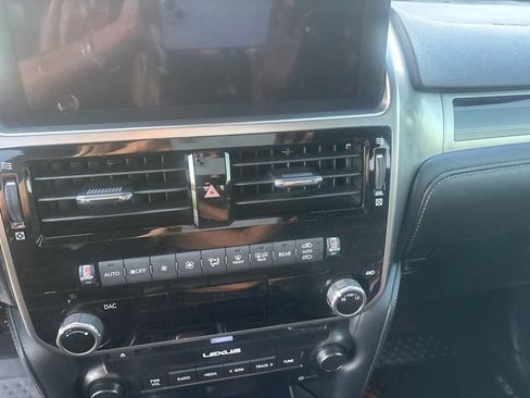 Certified 2022 Lexus GX 460 Premium w/ Premium Package AWD/4WD image 12