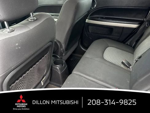 Used 2009 Chevrolet HHR LS FWD image 12
