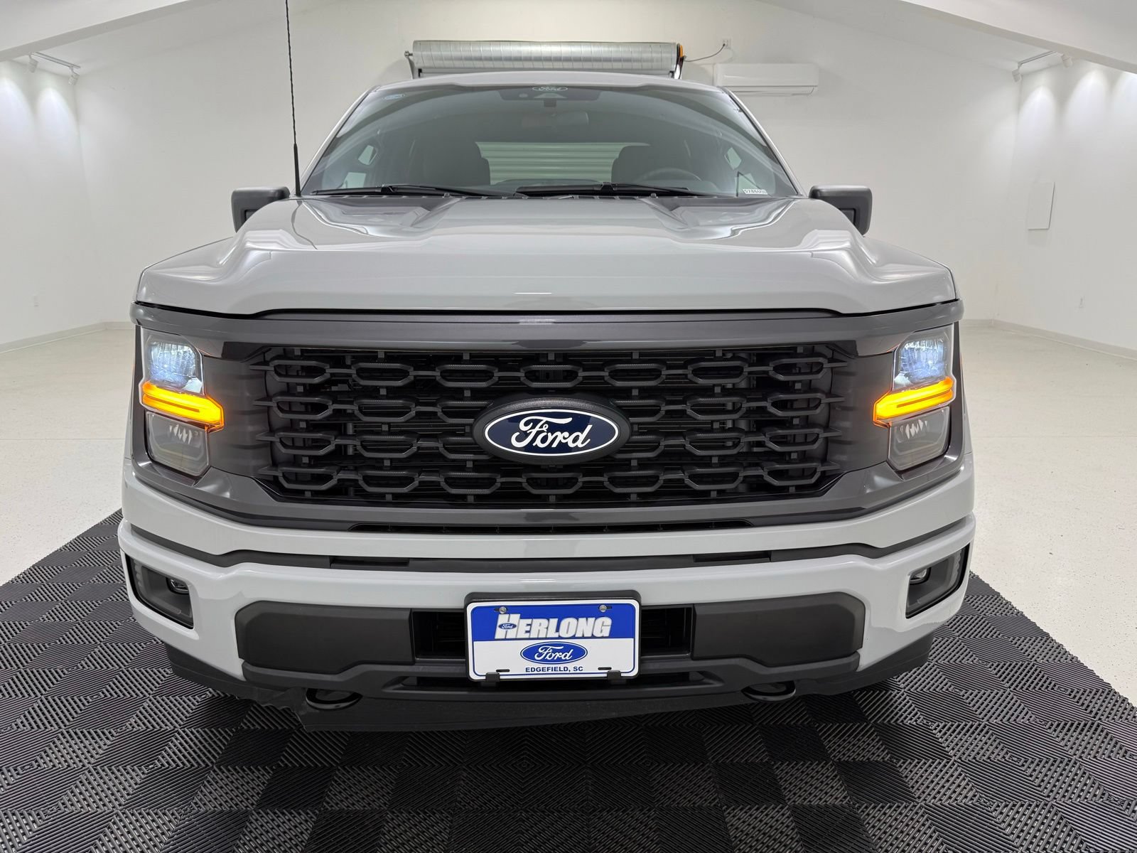 Used 2024 Ford F150 STX AWD/4WD image 2