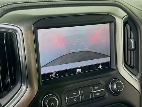 Used 2020 Chevrolet Silverado 1500 LT Trail Boss AWD/4WD image 9