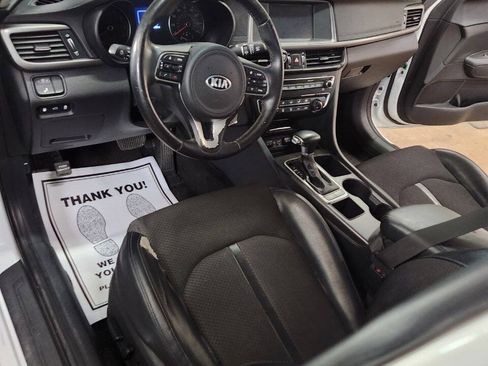 Used 2018 Kia Optima S w/ Panoramic Sunroof Package FWD image 13