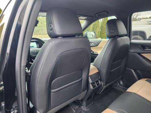 New 2026 Chevrolet Equinox ACTIV image 16