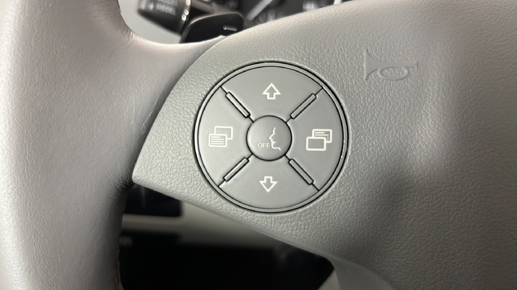 Used 2011 Mercedes-Benz ML 350 2WD image 26
