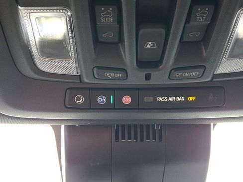 Used 2026 Chevrolet Silverado 1500 ZR2 AWD/4WD image 30