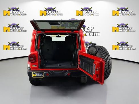 Used 2021 Jeep Wrangler Unlimited Sahara w/ Uconnect 4C Nav & Sound Group AWD/4WD image 26