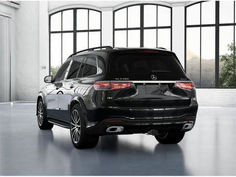 New 2026 Mercedes-Benz GLS 580 4MATIC image 39