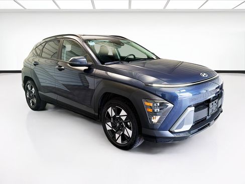 Used 2024 Hyundai Kona SEL FWD image 3