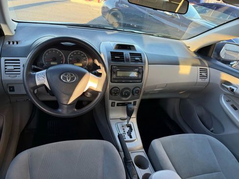 Used 2012 Toyota Corolla LE image 9