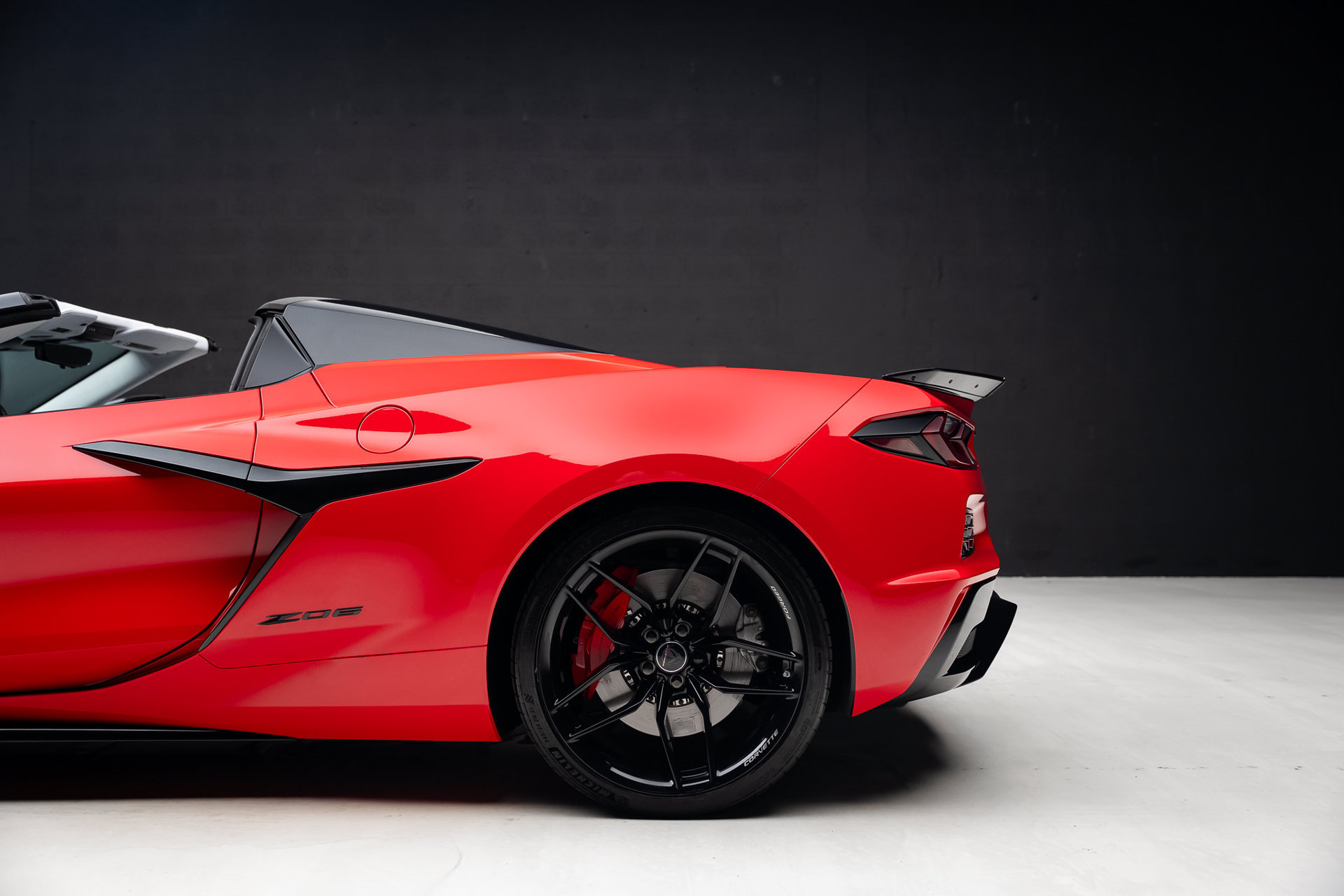 Used 2026 Chevrolet Corvette Z06 RWD image 23