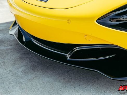 Used 2020 McLaren 720S Performance RWD image 32