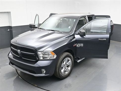 Used 2019 RAM 1500 Express w/ Express Value Package image 48