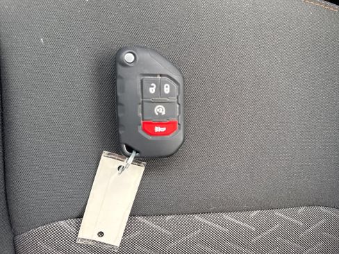 Used 2020 Jeep Gladiator Mojave w/ Cold Weather Group AWD/4WD image 23