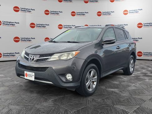 Used 2015 Toyota RAV4 XLE image 3