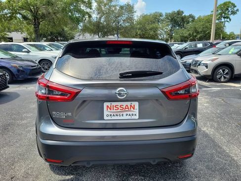 Used 2020 Nissan Rogue Sport S FWD image 8