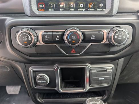 Used 2021 Jeep Wrangler Sport AWD/4WD image 22