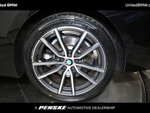 Used 2023 BMW 430i xDrive Convertible w/ Premium Package image 12