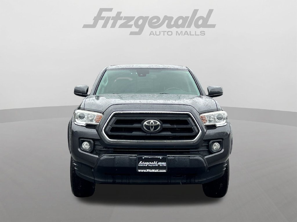 Used 2020 Toyota Tacoma SR5 AWD/4WD image 6